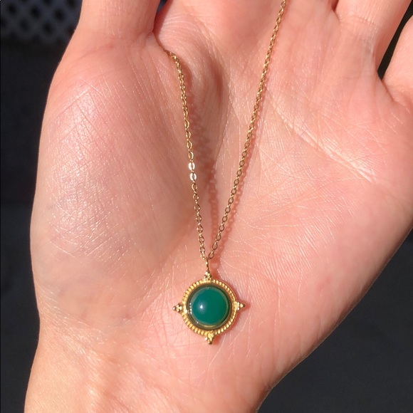 New 18k Gold Plated Green Agate Stone Pendant - Picture 1 of 5